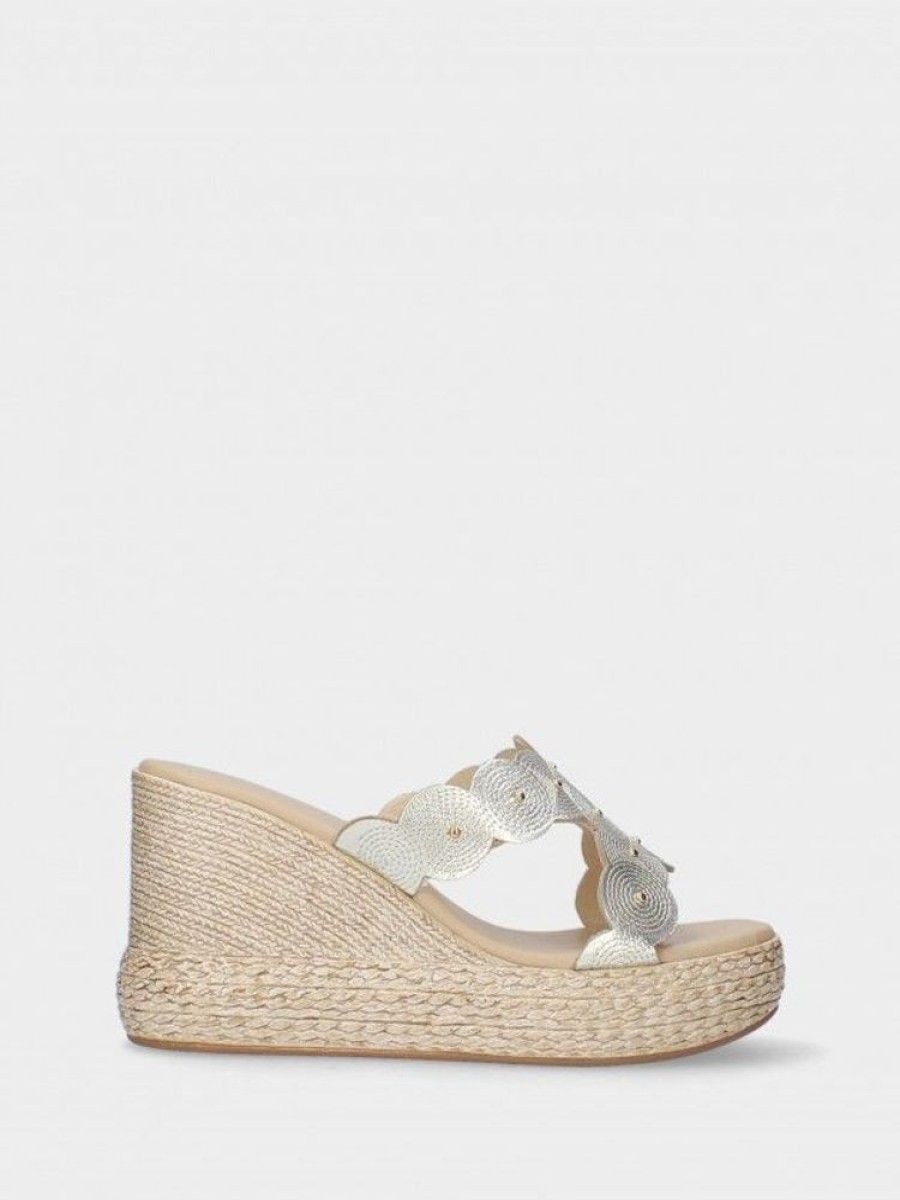 Calcado PAULA | Chinelo Dourado De Cunha Alta Para Mulher Paula 01