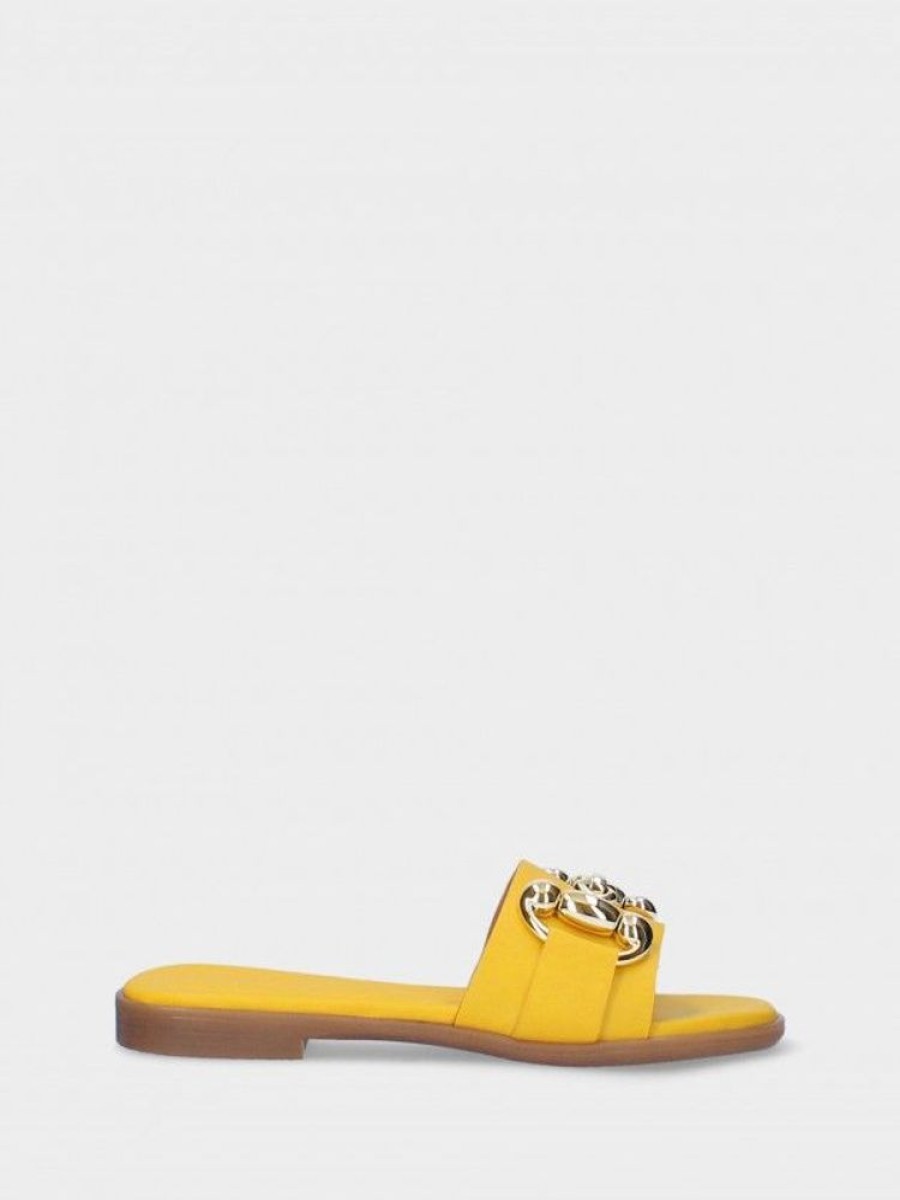 Calcado LUCA | Chinelo Amarelo Raso Para Mulher Luca 09