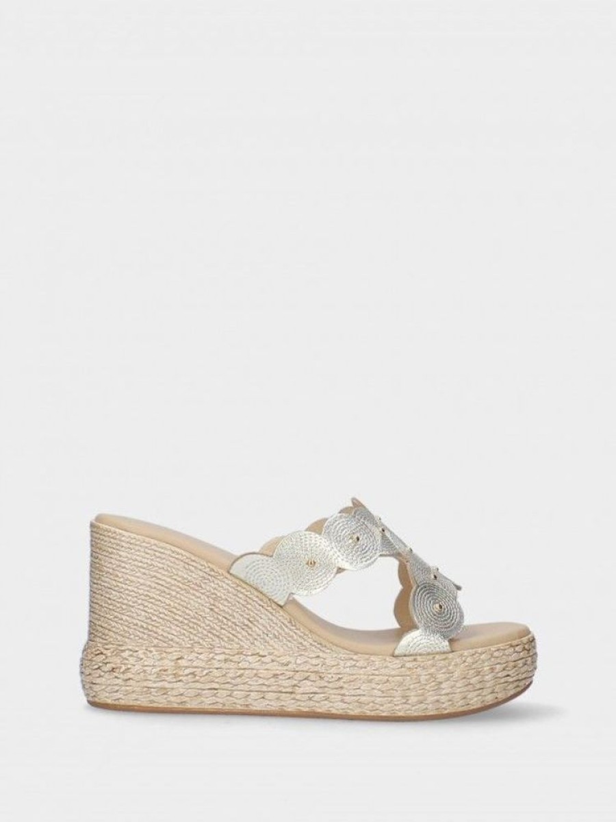 Calcado PAULA | Chinelo Dourado De Cunha Alta Para Mulher Paula 01