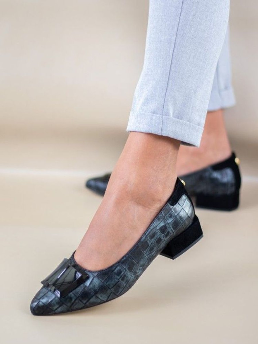Calcado LEA | Sapato Preto Raso Lea 68
